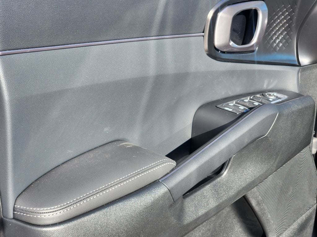 2026 Kia Sorento EX PHEV - Photo 6