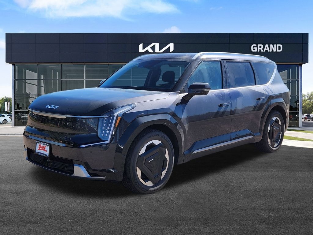 New 2026 Kia EV9 Land SUV