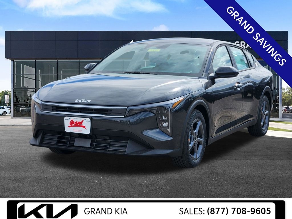 New 2026 Kia K4 LXS Sedan