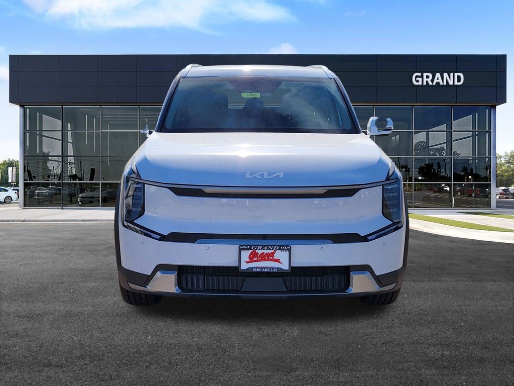 New 2026 Kia EV9 Wind SUV