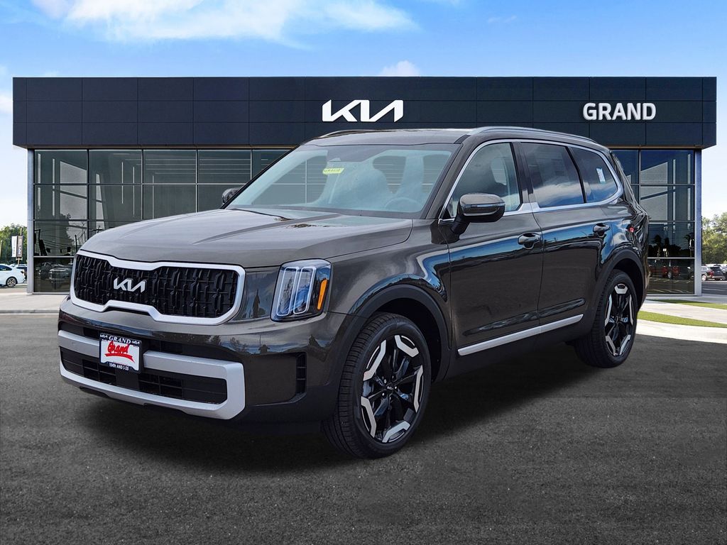 2025 Kia Telluride EX photo 4