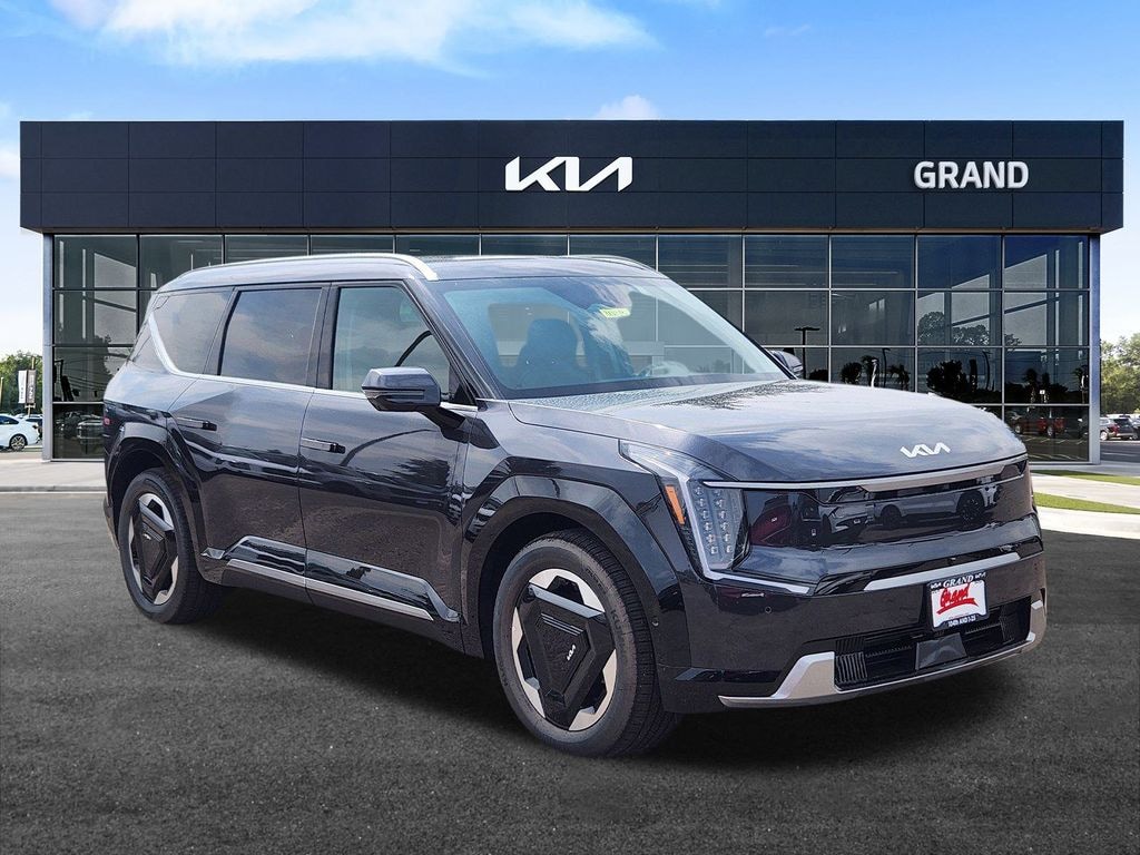 New 2026 Kia EV9 Land SUV