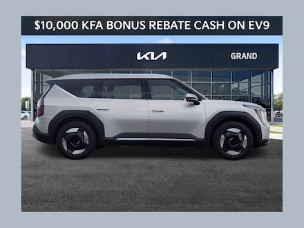2026 Kia EV9 Wind SUV