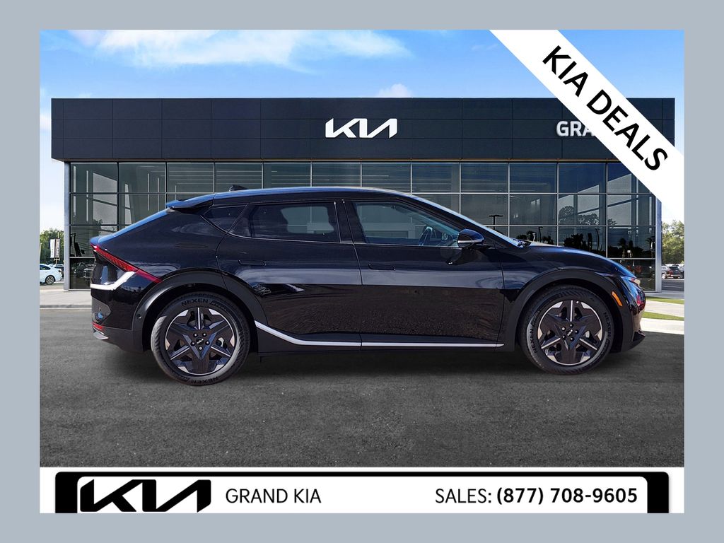 2025 Kia EV6 Light Long Range's photo