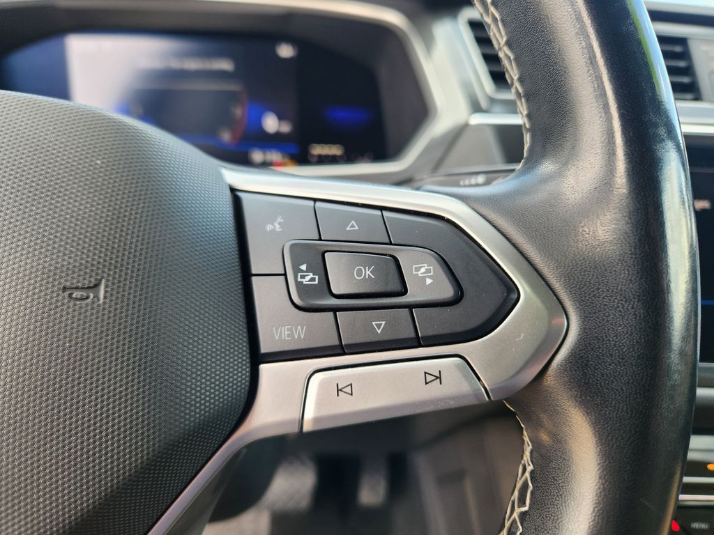 2022 Volkswagen Tiguan SE - Photo 21