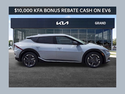 2025 Kia EV6 Light SUV