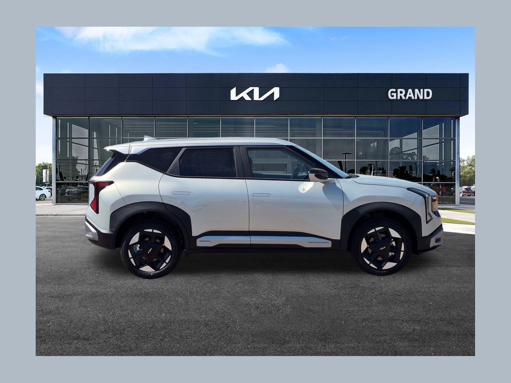 2027 Kia Seltos S SUV