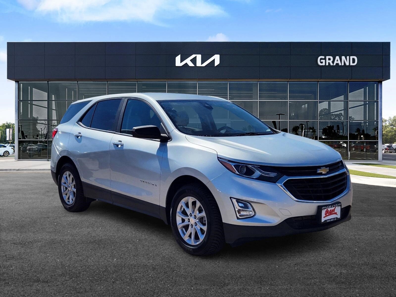 Used 2020 Chevrolet Equinox LS with VIN 3GNAXSEV4LS627224 for sale in Thornton, CO