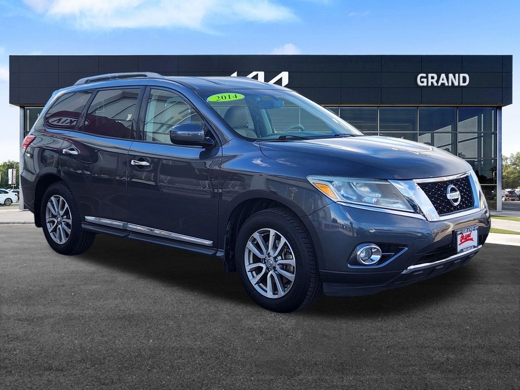 Used 2014 Nissan Pathfinder SL SUV