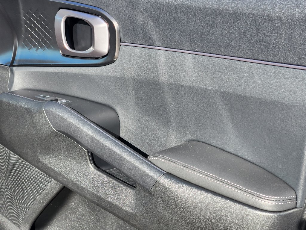 2026 Kia Sorento EX PHEV - Photo 15
