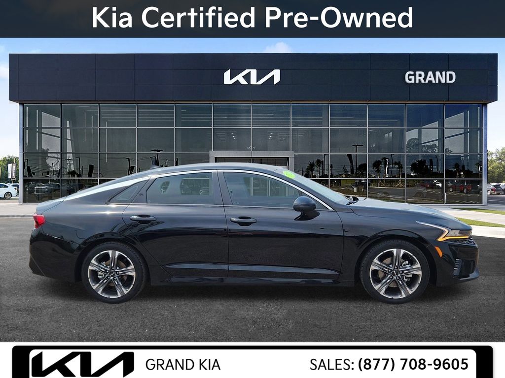 2022 Kia K5 LXS
