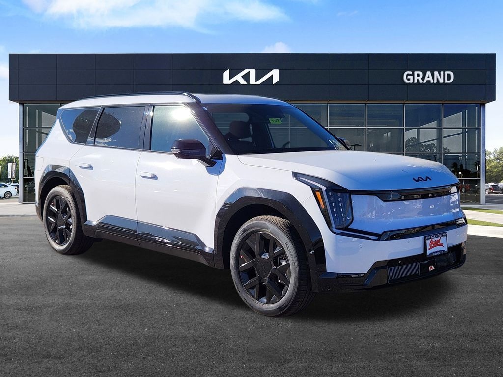 New 2026 Kia EV9 Land SUV