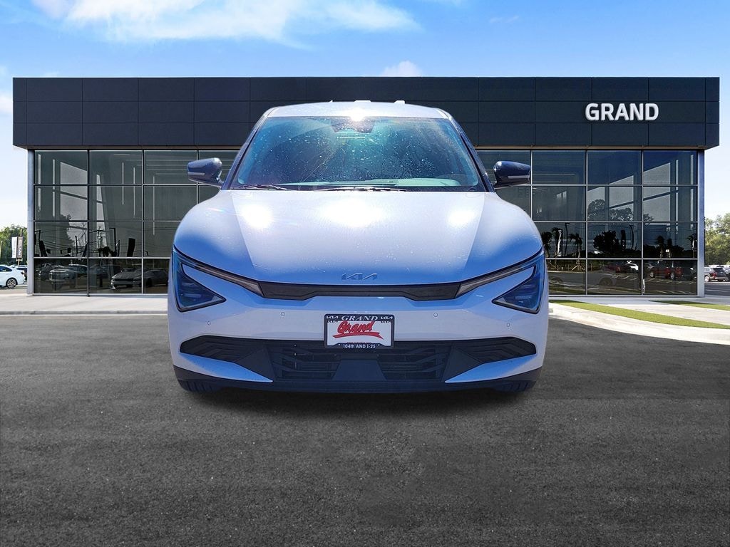 New 2025 Kia EV6 Light SUV