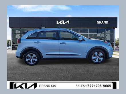 2017 Kia Niro EX SUV