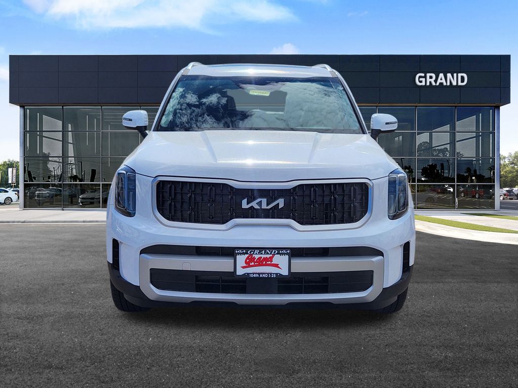 2025 Kia Telluride EX photo 3