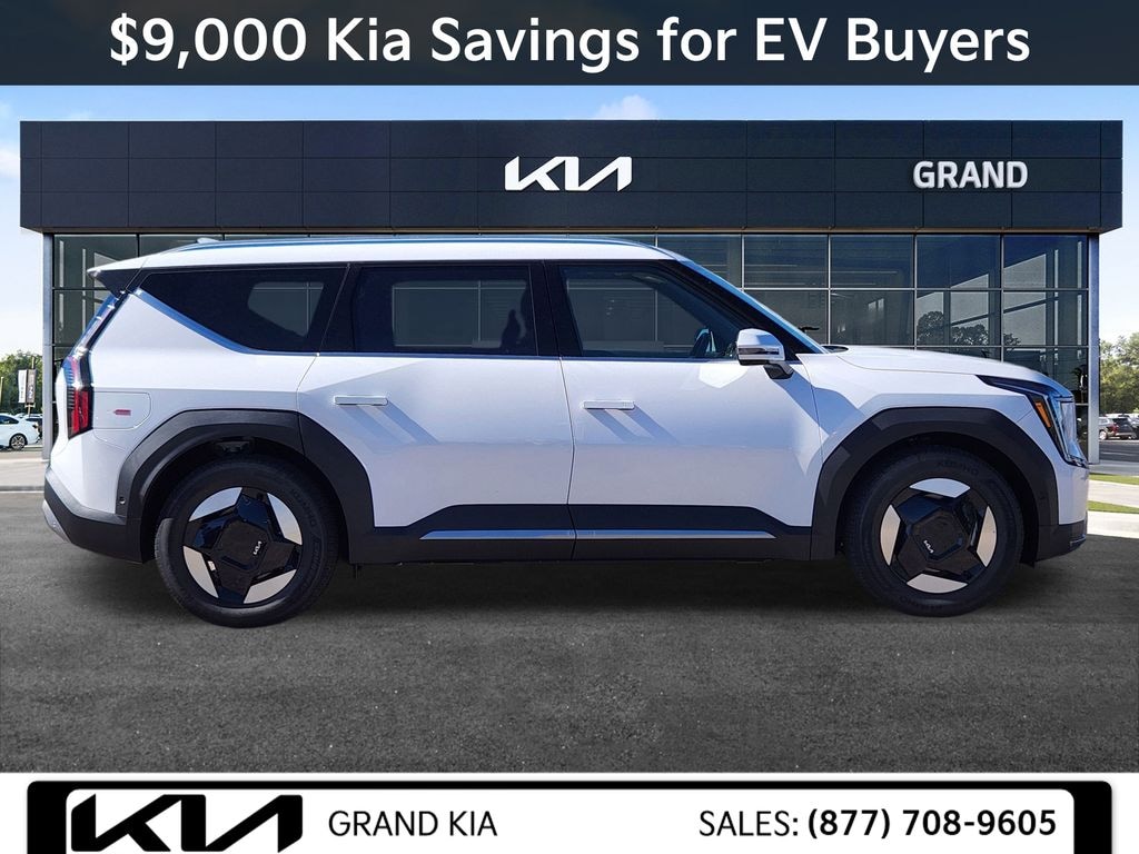 New 2026 Kia EV9 Wind SUV