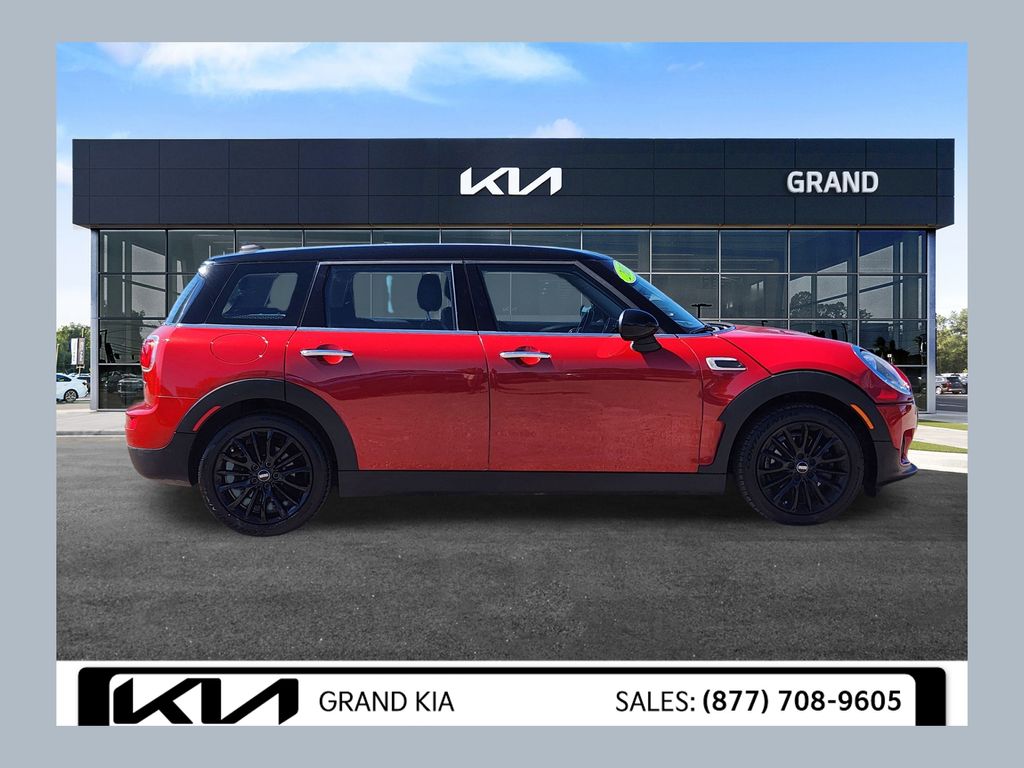 2017 MINI Clubman Base's photo