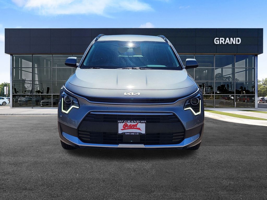 2025 Kia Niro EX photo 3