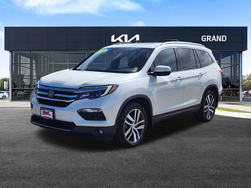 2018 Honda Pilot Elite photo 4