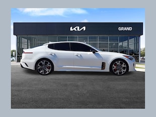 2021 Kia Stinger GT1 Sedan