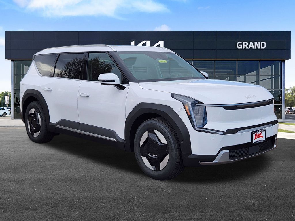 2026 Kia EV9 Wind photo 2