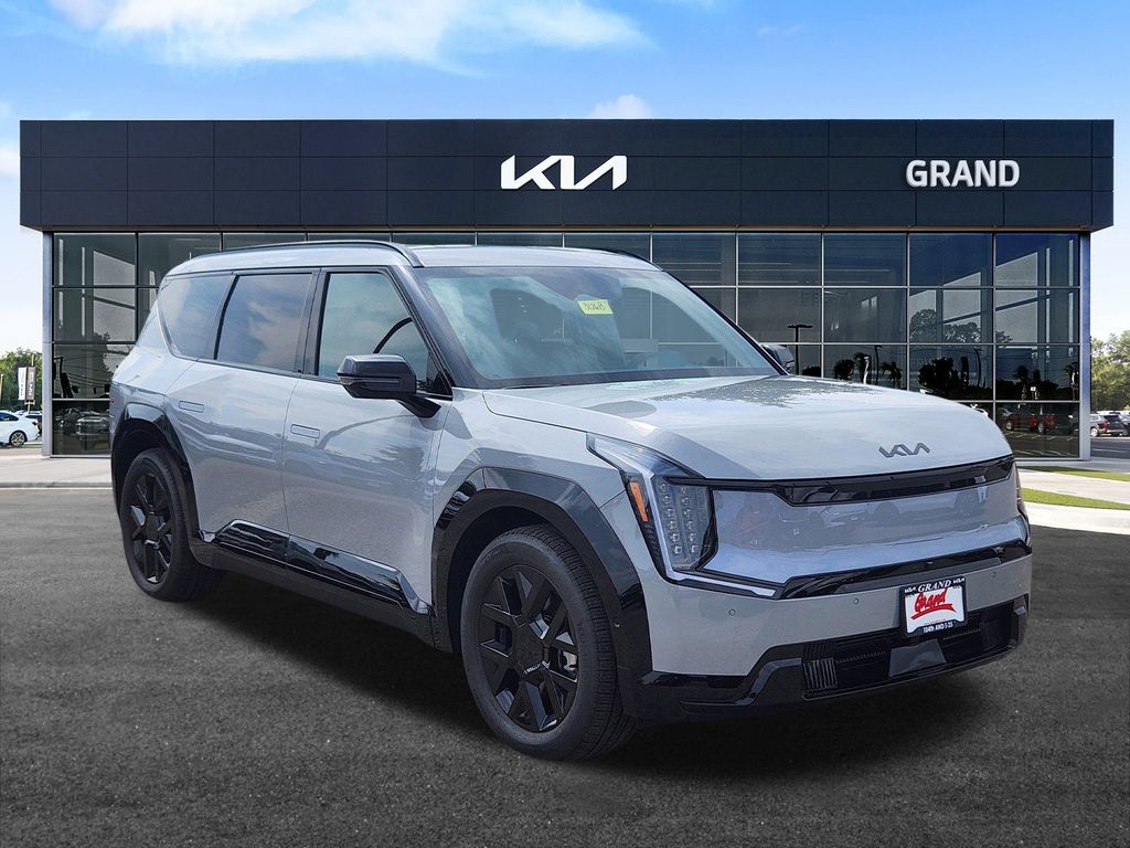 2026 Kia EV9 Land photo 2