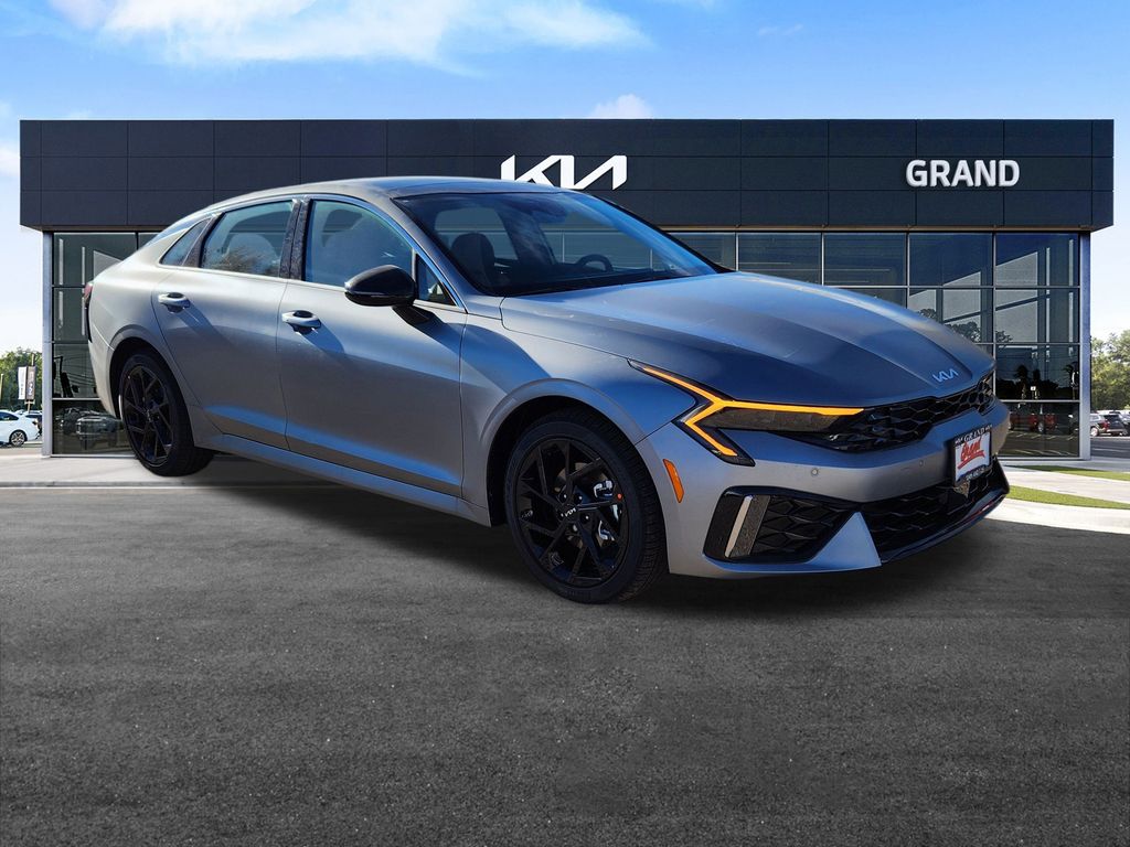 2026 Kia K5 GT-Line photo 2
