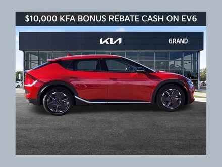 2025 Kia EV6 Light SUV