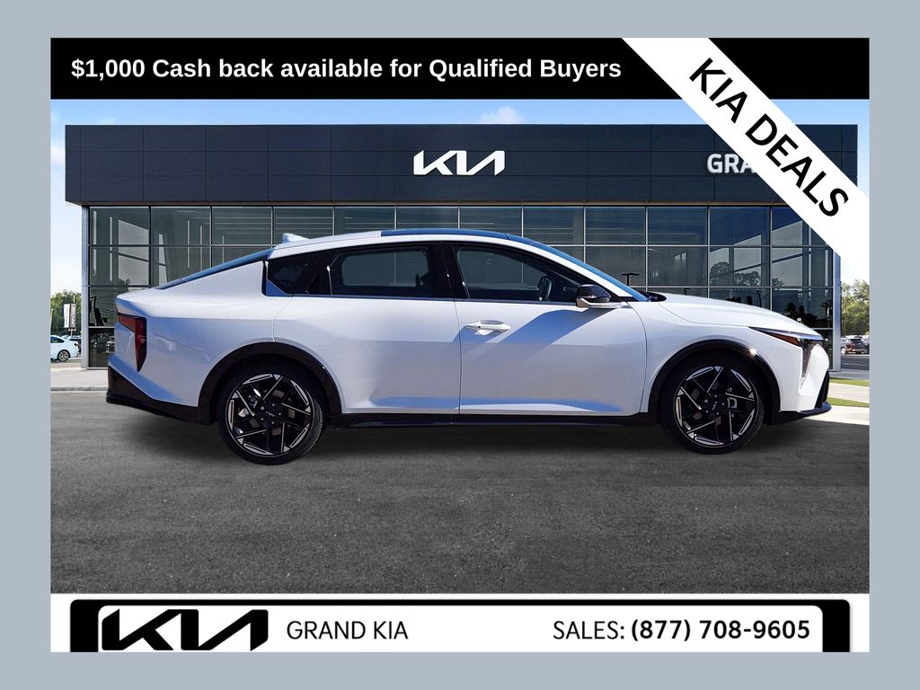2025 Kia K4 GT-Line's photo