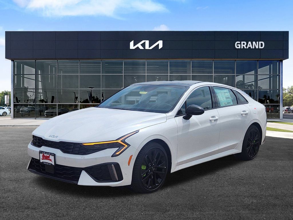 2026 Kia K5 GT photo 4