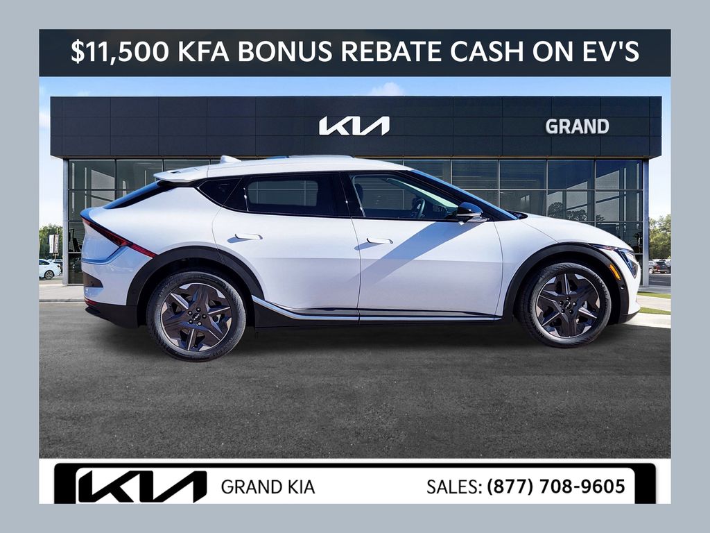 2025 Kia EV6 Light L/R's photo