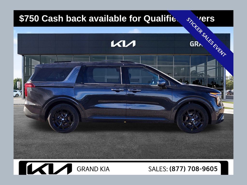 2025 Kia Carnival SX's photo
