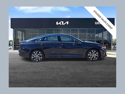 2025 Kia K5 EX Sedan