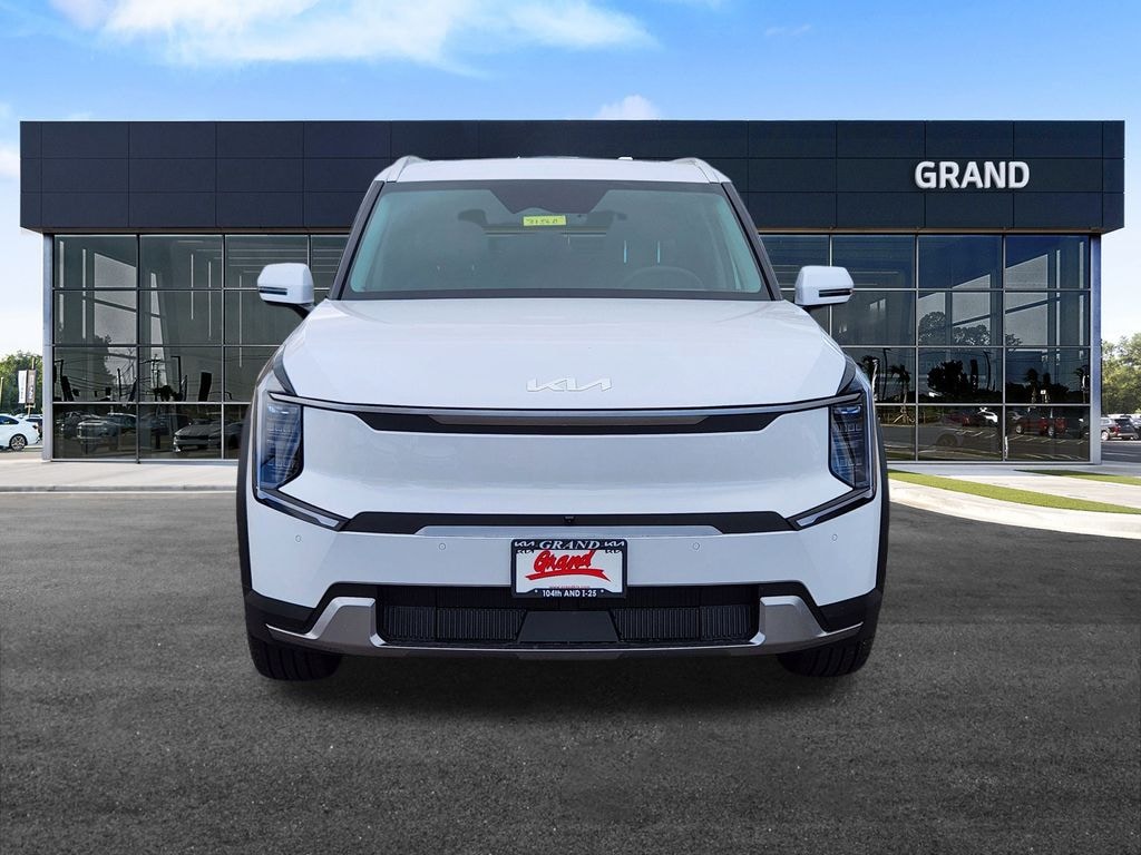 New 2026 Kia EV9 Wind SUV