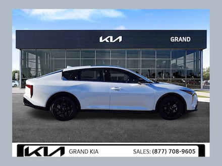 2025 Kia K4 GT-Line Turbo Sedan