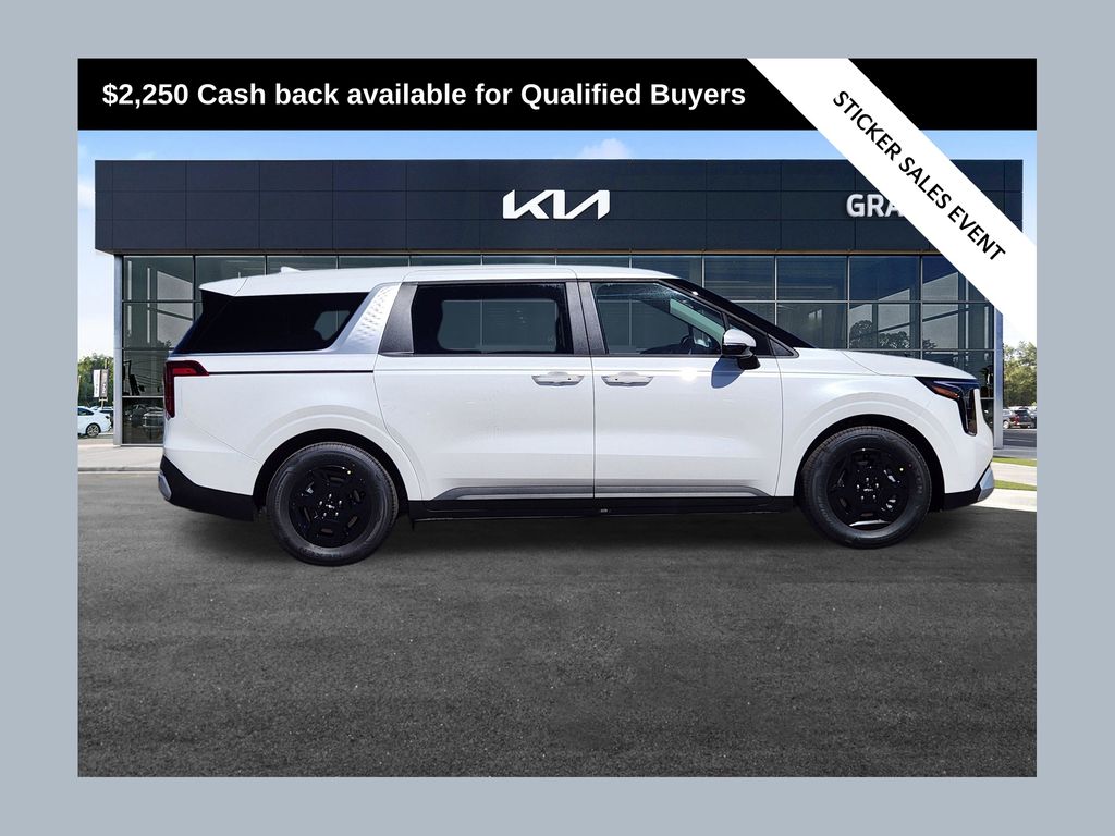 2026 Kia Sedona LXS's photo