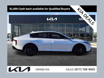 2025 Kia K4 GT-Line Turbo Sedan