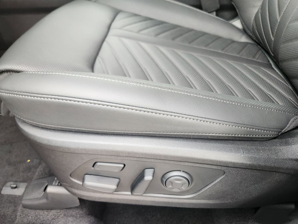 2026 Kia Sorento X-Line SX Prestige - Photo 9