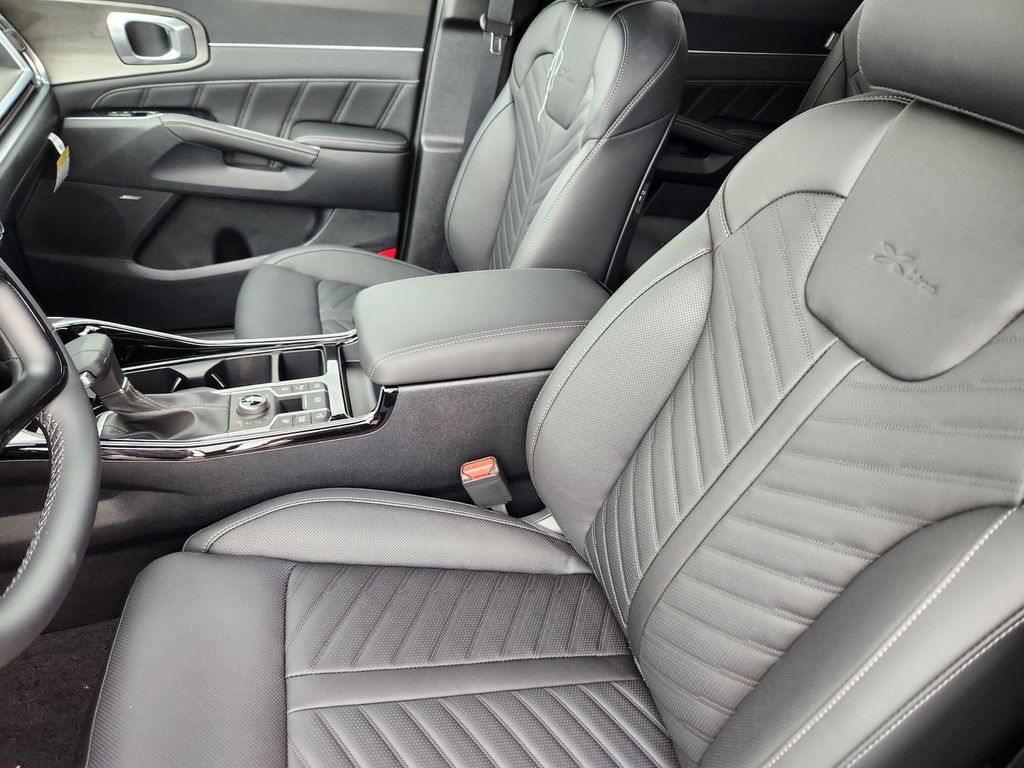 2026 Kia Sorento X-Line SX Prestige - Photo 8