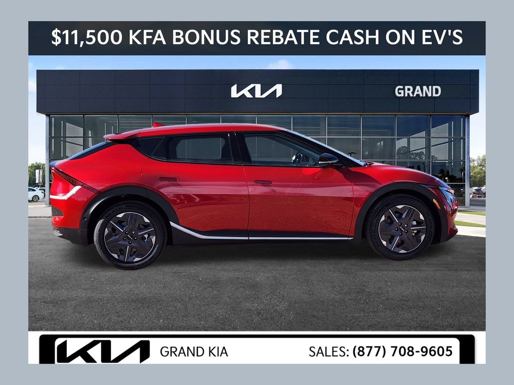 2025 Kia EV6 Light L/R's photo