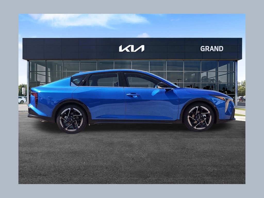 New 2026 Kia K4 GT-Line Sedan