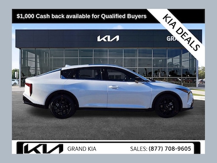 2025 Kia K4 GT-Line Turbo Sedan
