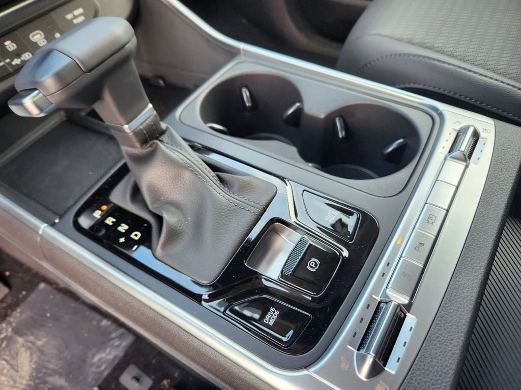2025 Kia Carnival SX Prestige - Photo 22