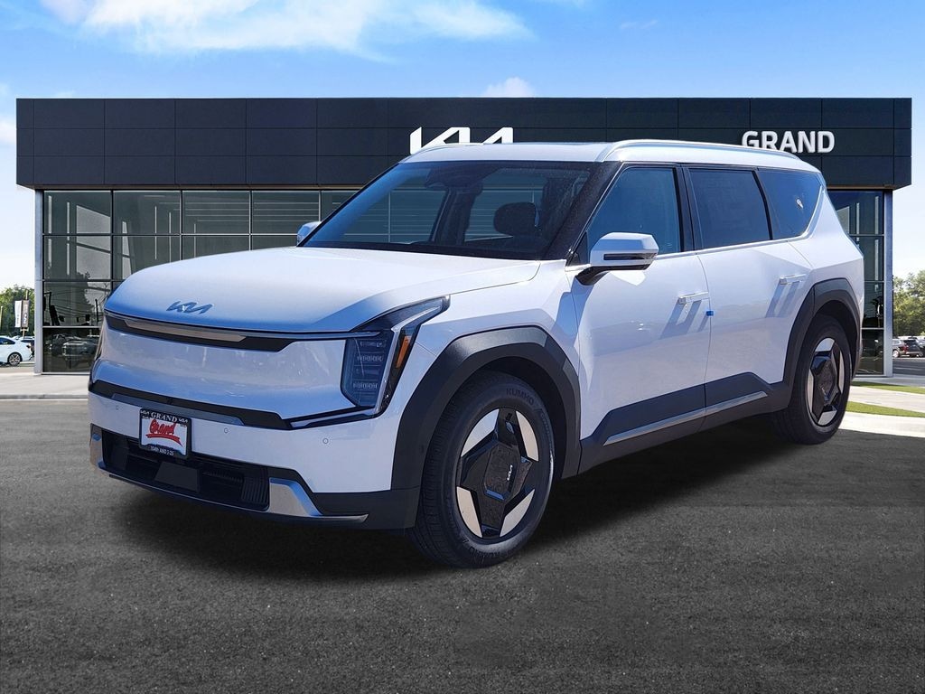 New 2026 Kia EV9 Wind SUV