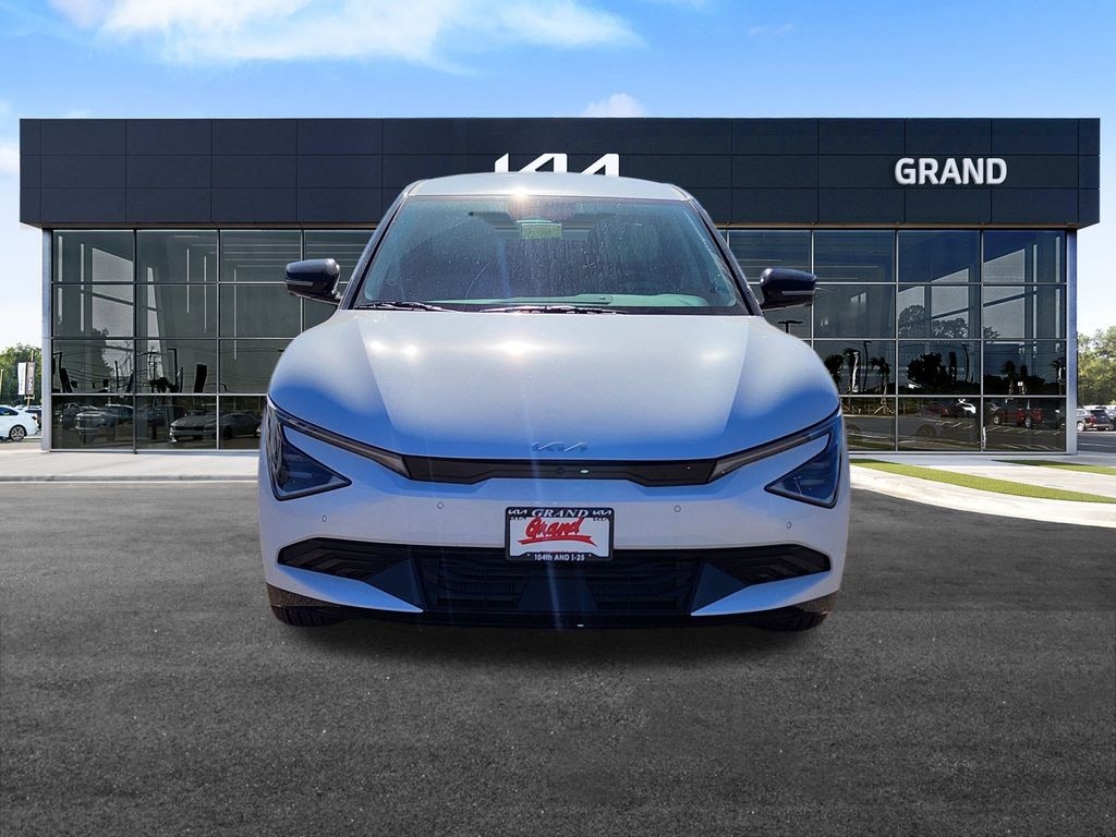 New 2025 Kia EV6 Wind SUV