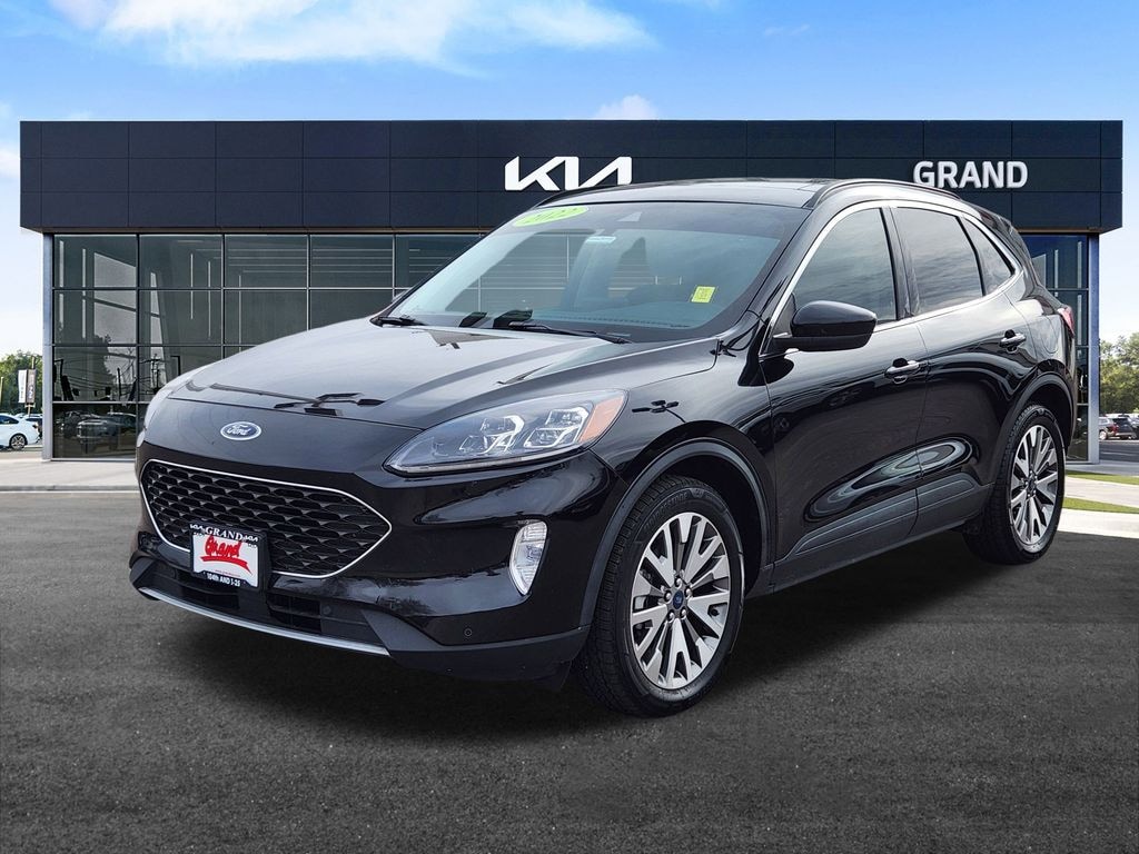 Certified 2022 Ford Escape Titanium Hybrid SUV