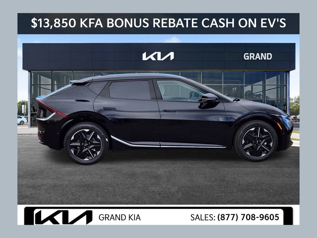 New 2025 Kia EV6 Wind SUV