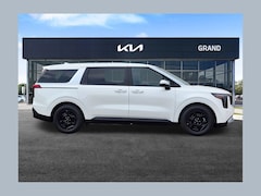 2027 Kia Carnival LXS Minivan/Van