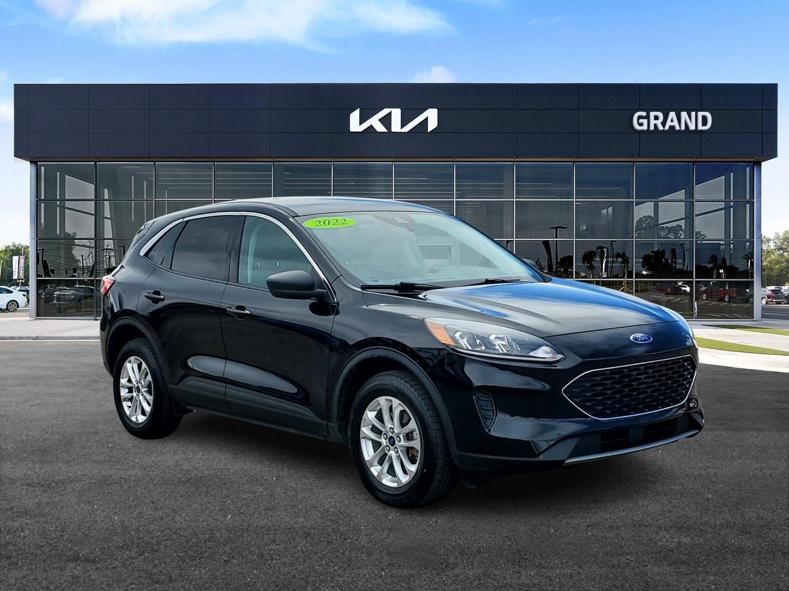 Used 2022 Ford Escape SE with VIN 1FMCU9G67NUA88900 for sale in Thornton, CO