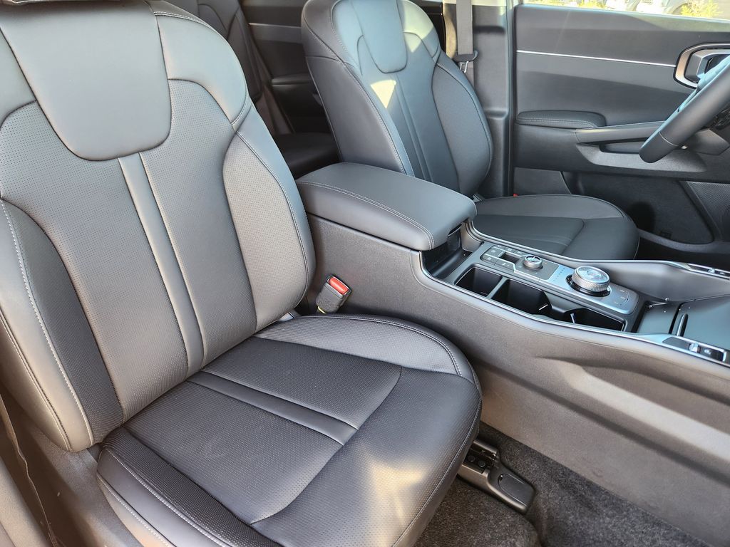 2026 Kia Sorento EX PHEV - Photo 14